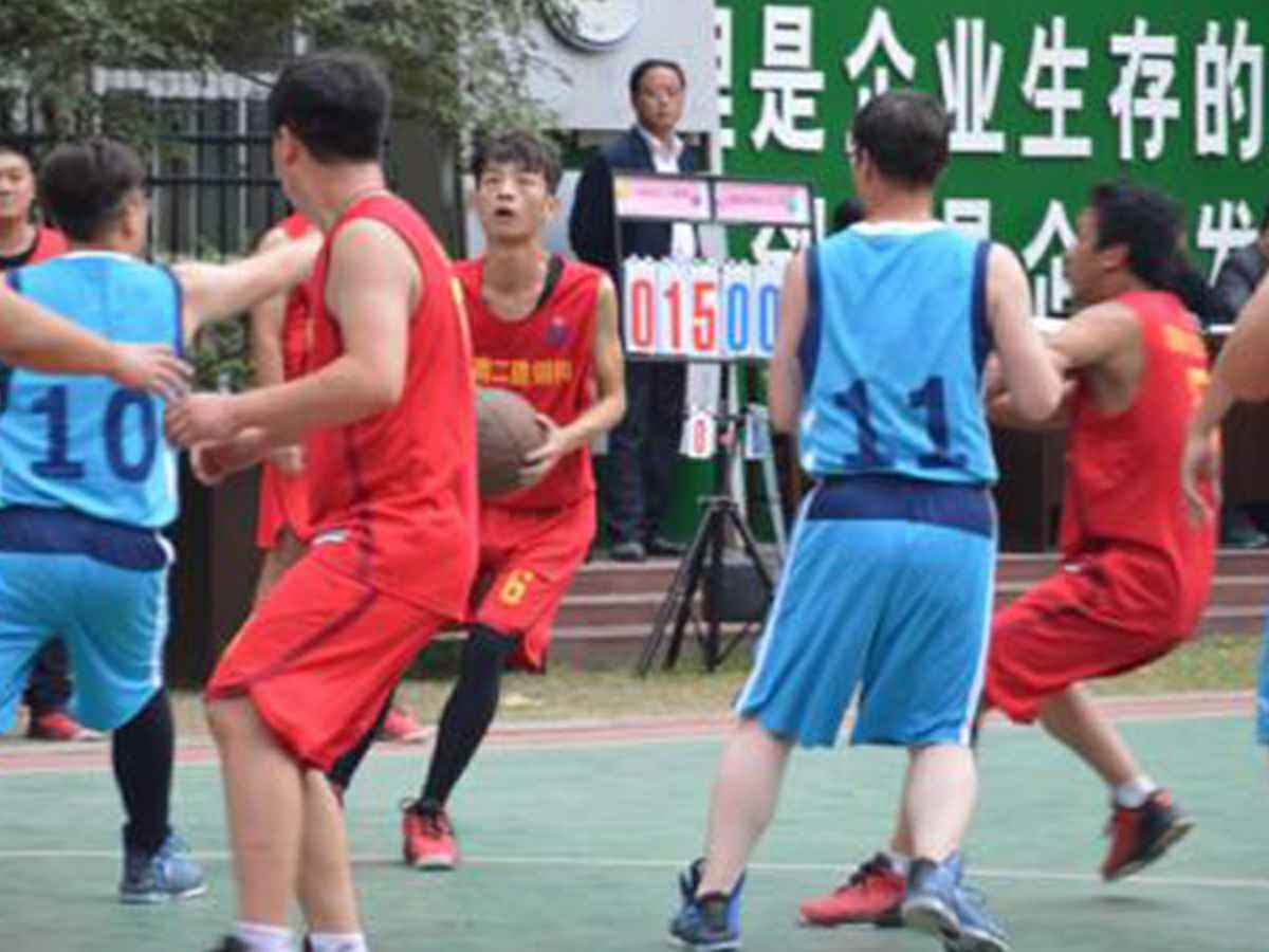 参加三亚振宇数据分析与服务有限公司“奋进杯”男子篮球赛